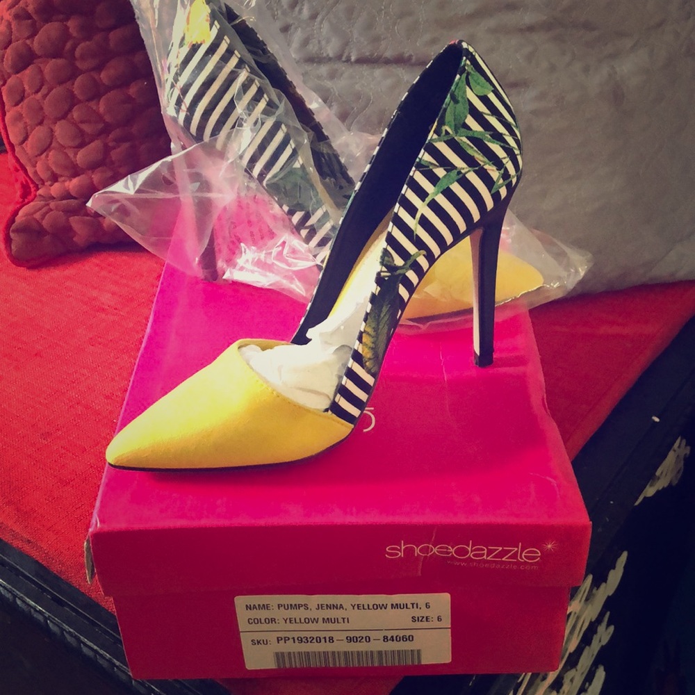 Yellow, Black & White Stripe Pumps